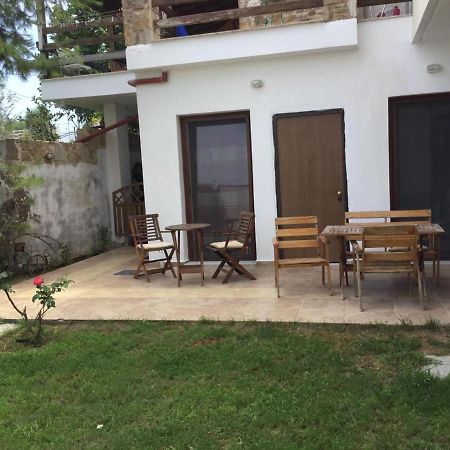 Peaceful Apartments In Elani Exterior photo
